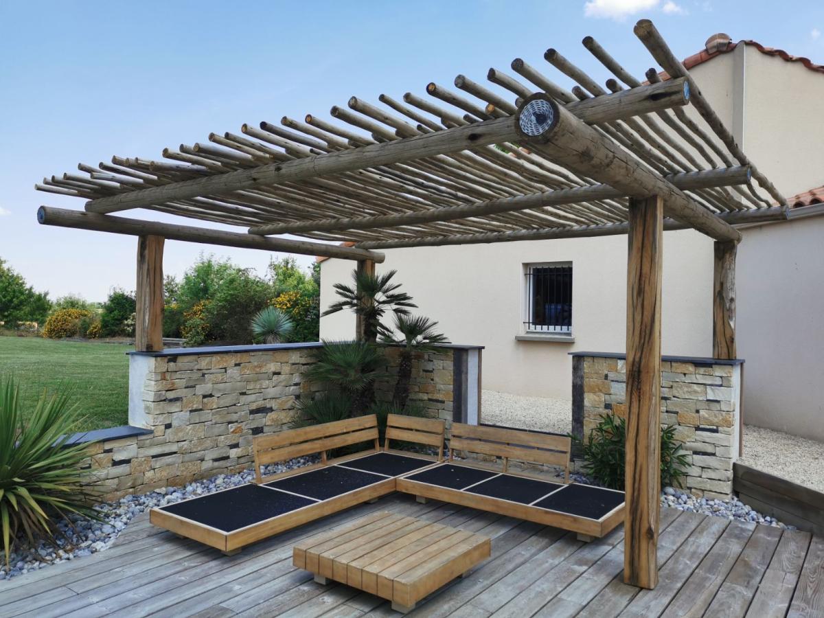 Aménagement de terrasse aux Brouzils près de Montaigu en Vendée