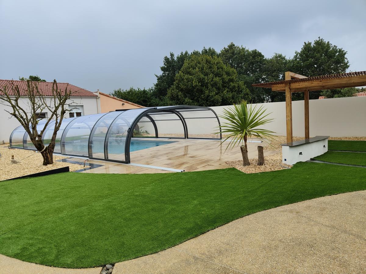 Gazon et pelouse aux Brouzils près de Montaigu et en Vendée